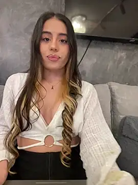 AbyThompson online show from January 2025 05:20:02 AM