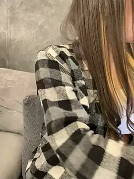 AbyThompson online show from January 2025 11:32:01 PM