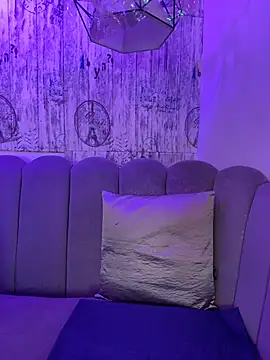 AbyThompson online show from January 2026 12:07:01 PM