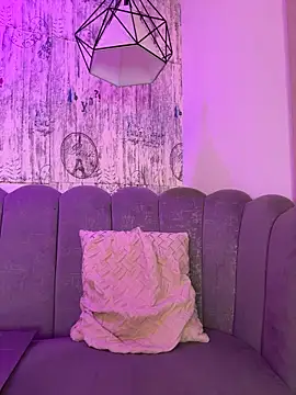 AbyThompson online show from April 2026 02:46:02 PM