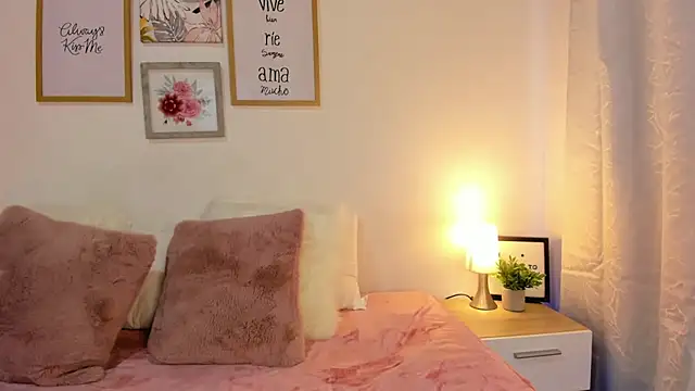 LaurenRodriiguez online show from February 2026 12:26:01 PM