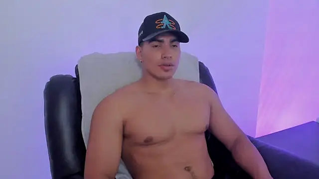 JamesGraay online show from February 2025 04:14:01 PM