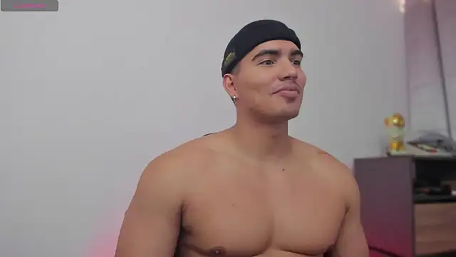 JamesGraay online show from December 2025 06:48:01 PM