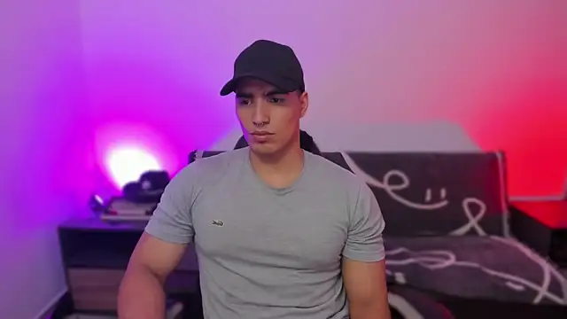 JamesGraay online show from April 2026 01:32:01 AM