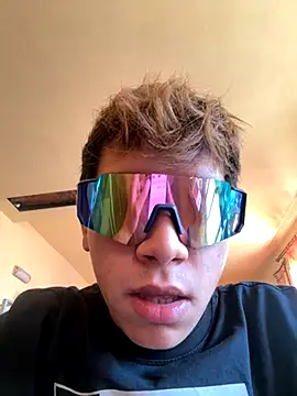 Snapshot of calleaaaa chatting on November 2025 10:03:01 AM calleaaaa online show from November 2025 10:03:01 AM