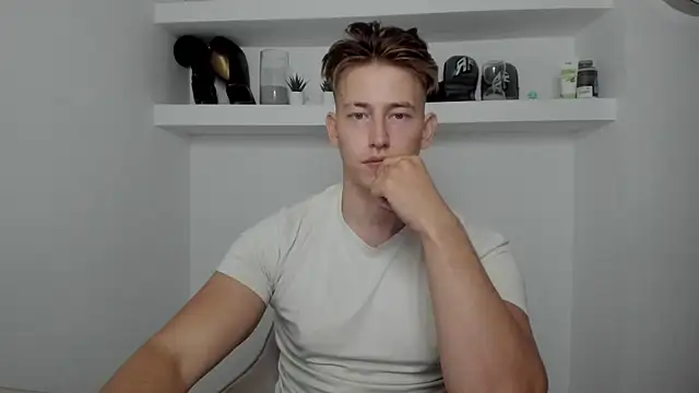 Findom alpha online show from December 2024 08:28:01 PM