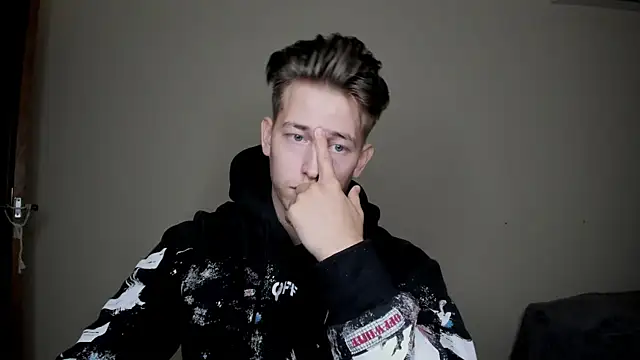 Findom alpha online show from December 2024 09:33:01 PM