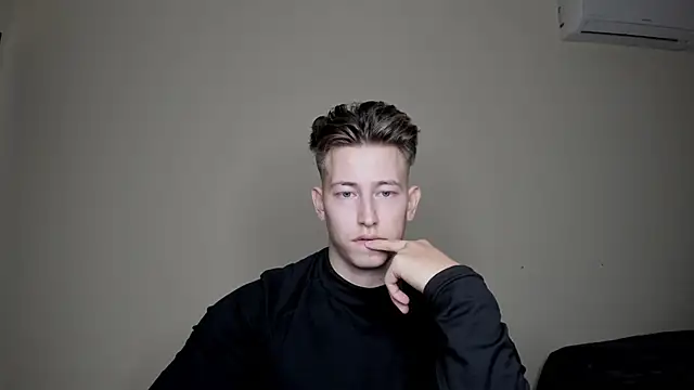 Findom alpha online show from December 2024 06:18:02 PM