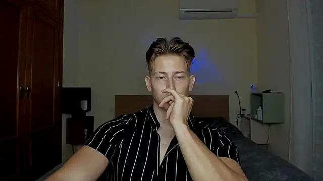 Findom alpha online show from February 2025 07:49:01 PM