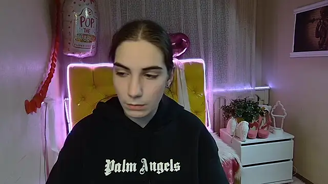 NikaStark  online show from February 2025 07:46:01 PM