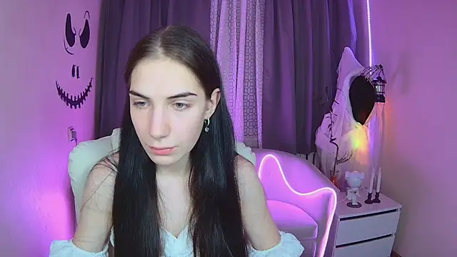 NikaStark  online show from October 2025 06:24:01 PM