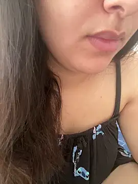 yassminsexy22 online show from October 2025 12:56:02 PM