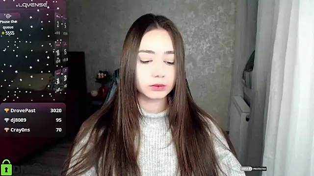 Mary Moonlight online show from January 2025 08:43:01 PM