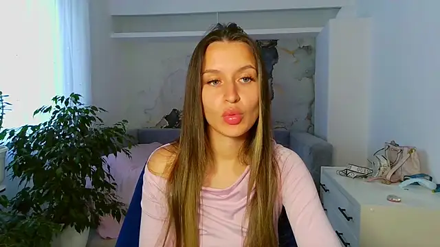 Snapshot of Submissive_love chatting on May 2026 03:07:01 PM Submissive love online show from May 2026 03:07:01 PM