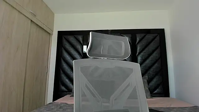 AntonellaRosso online show from December 2024 01:17:01 PM