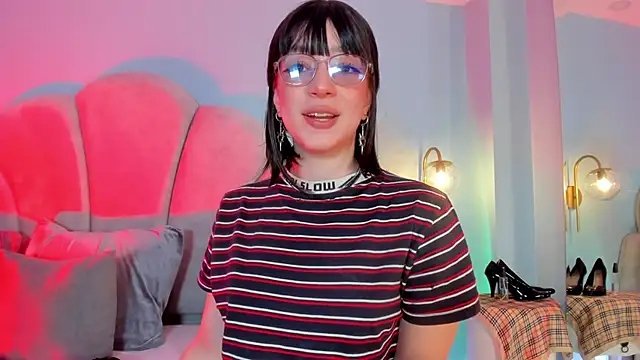 sweeet peach online show from September 2025 10:25:01 PM