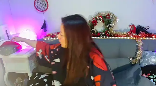 Snapshot of catalinamommyx chatting on December 2024 11:22:02 AM catalinamommyx online show from December 2024 11:22:02 AM