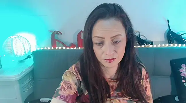 Snapshot of catalinamommyx chatting on January 2025 08:22:02 PM catalinamommyx online show from January 2025 08:22:02 PM