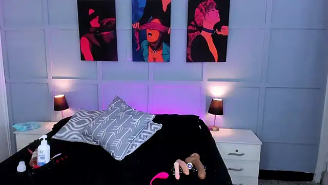 Elizabeth Santos online show from February 2025 11:03:02 PM