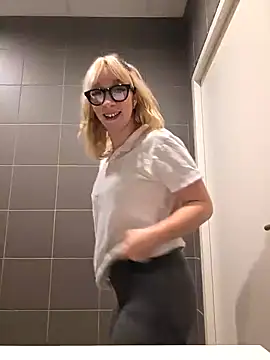 Giuliana baby online show from February 2025 09:49:01 AM