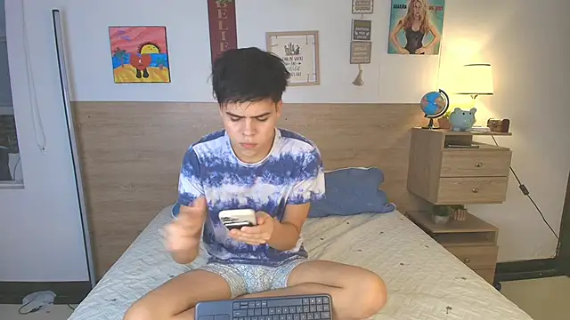 Snapshot of justinbiler chatting on September 2025 01:15:02 PM justinbiler online show from September 2025 01:15:02 PM