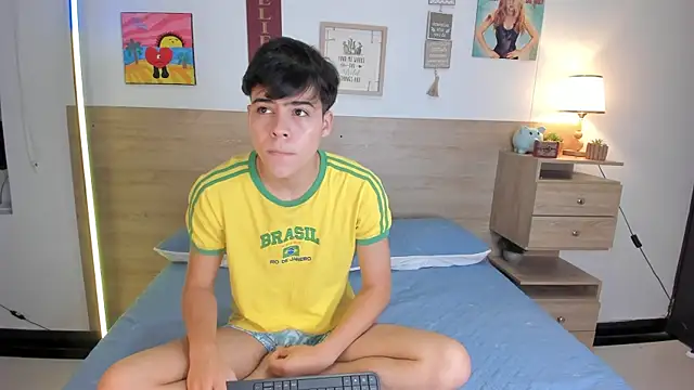 Snapshot of justinbiler chatting on October 2025 12:50:02 PM justinbiler online show from October 2025 12:50:02 PM