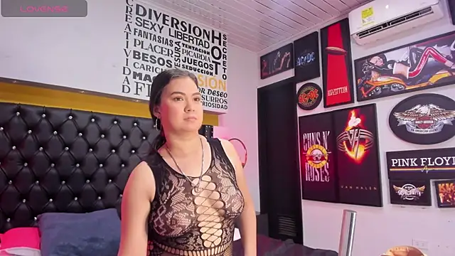 MADISSONLOVE  online show from January 2025 12:21:01 PM