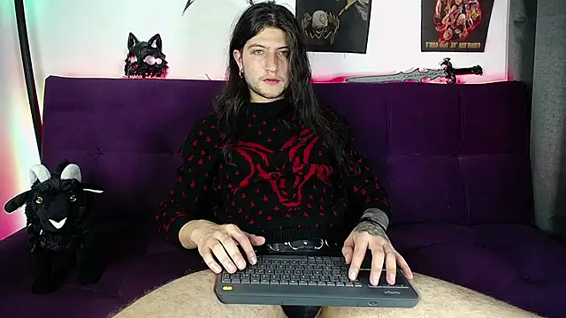 Snapshot of blckwolf_6 chatting on December 2024 09:55:01 PM blckwolf 6 online show from December 2024 09:55:01 PM
