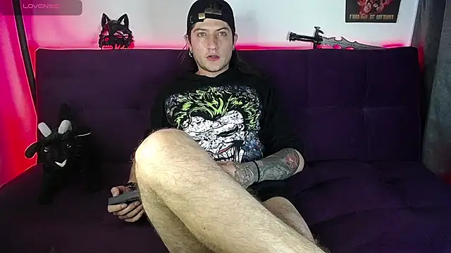 Snapshot of blckwolf_6 chatting on January 2025 08:29:01 PM blckwolf 6 online show from January 2025 08:29:01 PM