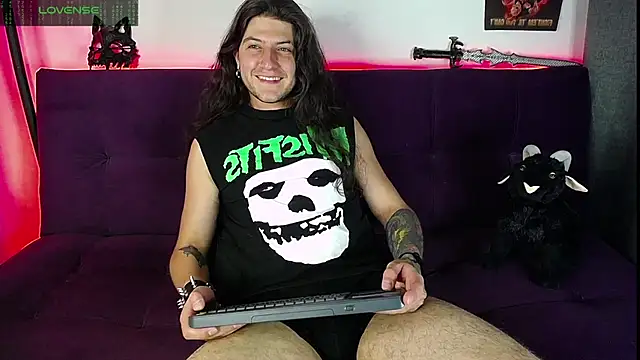 Snapshot of blckwolf_6 chatting on January 2025 04:55:01 AM blckwolf 6 online show from January 2025 04:55:01 AM