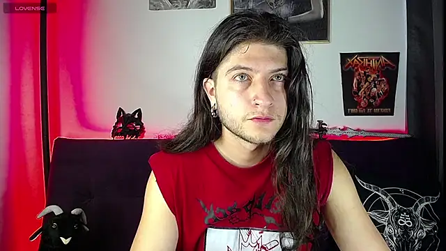 Snapshot of blckwolf_6 chatting on January 2025 03:35:02 PM blckwolf 6 online show from January 2025 03:35:02 PM