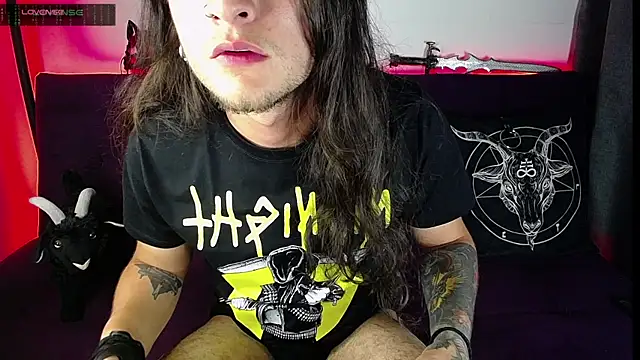 Snapshot of blckwolf_6 chatting on February 2025 02:34:01 AM blckwolf 6 online show from February 2025 02:34:01 AM
