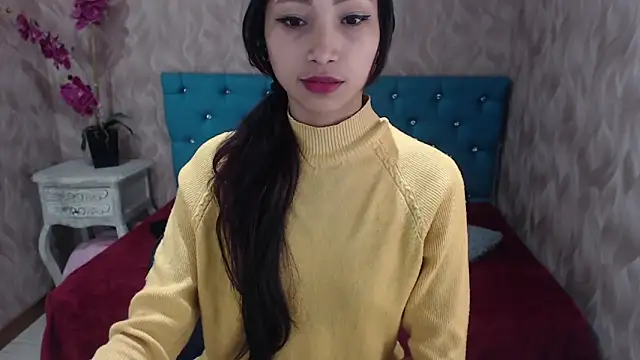 Snapshot of MadelineDoll chatting on January 2025 01:44:02 PM MadelineDoll online show from January 2025 01:44:02 PM