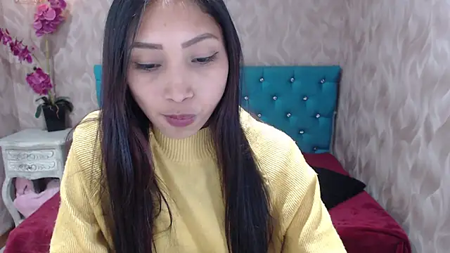 Snapshot of MadelineDoll chatting on January 2025 07:18:01 PM MadelineDoll online show from January 2025 07:18:01 PM