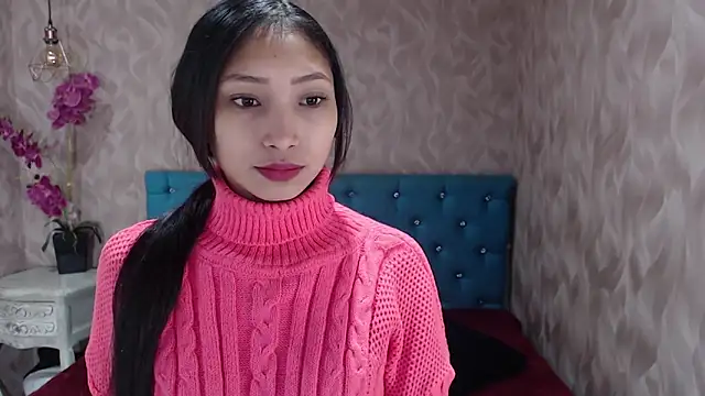 Snapshot of MadelineDoll chatting on February 2025 01:08:02 PM MadelineDoll online show from February 2025 01:08:02 PM