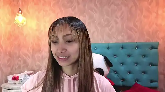 MadelineDoll online show from November 2025 01:44:01 PM