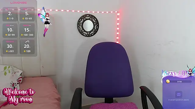 Snapshot of Penelope_Fox14 chatting on January 2025 01:58:02 PM Penelope Fox14 online show from January 2025 01:58:02 PM
