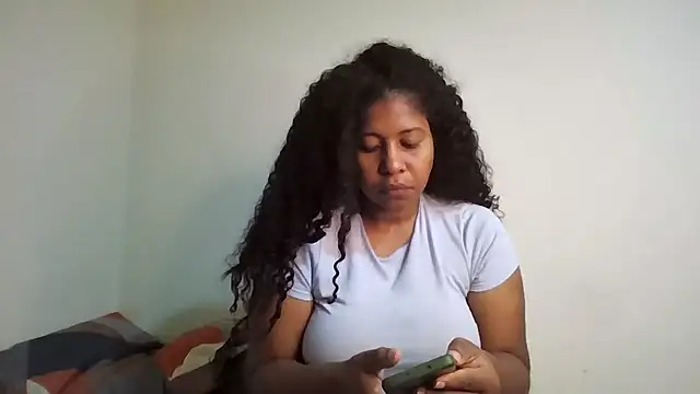 Ivon-09 online show from March 2026 12:38:02 PM