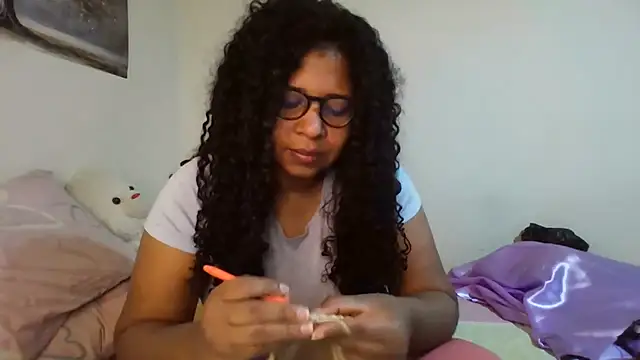 Snapshot of Ivon-09 chatting on July 2026 11:58:01 AM Ivon-09 online show from July 2026 11:58:01 AM