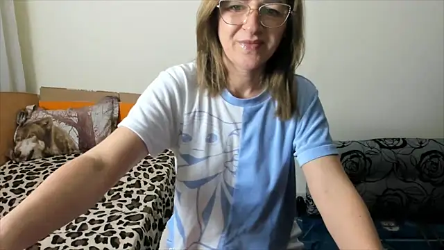 diamond milf35 online show from March 2025 12:04:02 AM