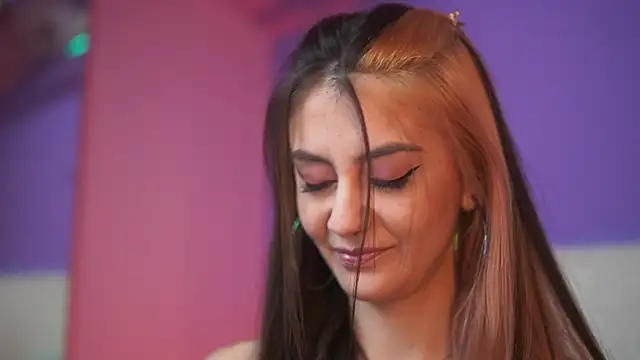 SabrinaHope online show from November 2025 10:09:01 PM