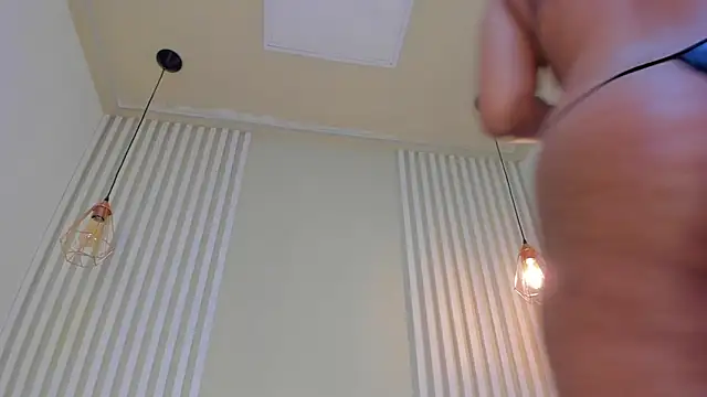 annawelk  online show from February 2025 12:29:02 PM
