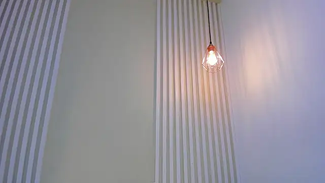 annawelk  online show from February 2025 03:36:02 PM