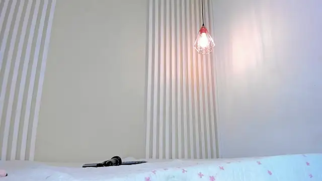 annawelk  online show from March 2025 03:02:01 PM