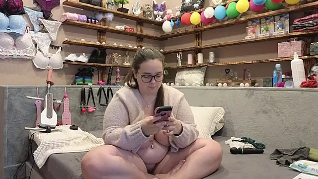 Kimberly-Caprice online show from February 2025 08:38:01 AM