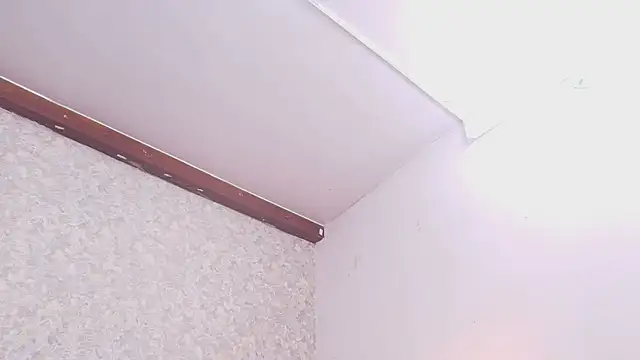 nicol f online show from March 2025 07:14:01 PM