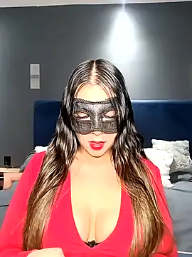 Snapshot of Ursa_sexy chatting on January 2025 07:39:02 AM Ursa sexy online show from January 2025 07:39:02 AM