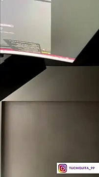 Snapshot of Ursa_sexy chatting on March 2025 02:04:02 AM Ursa sexy online show from March 2025 02:04:02 AM