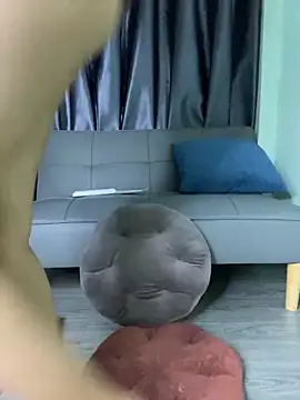 Ly Coca24 online show from October 2025 02:16:01 PM