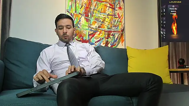 tommy raym0ndg online show from February 2025 08:58:01 PM